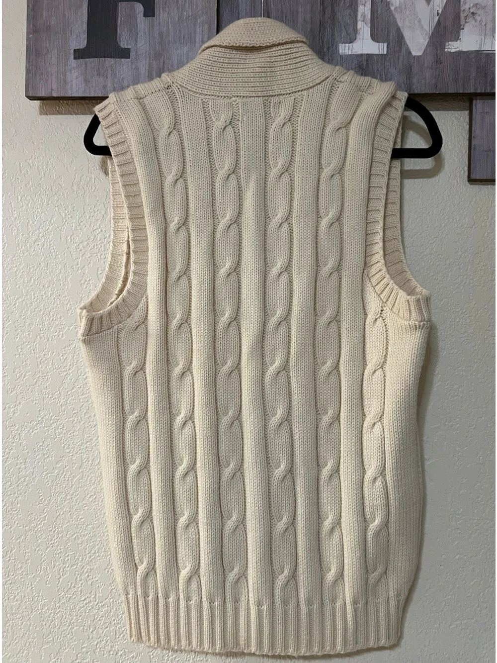 Polo Ralph Lauren Sleeveless Sweater / Vest, size 40